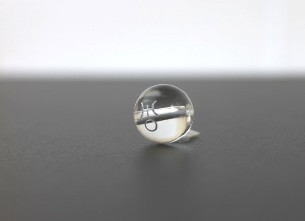 画像2: 【オリジナル商品】カービング　占星術　天王星　水晶(銀彫り)　12mm　　品番： 6942