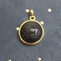 オブシディアン使用★星座のペンダントトップ　しし座(GL枠)　　品番： 6002