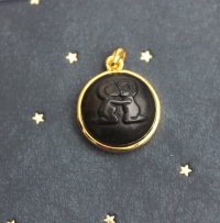 オブシディアン使用★星座のペンダントトップ　ふたご座(GL枠)　　品番： 6691