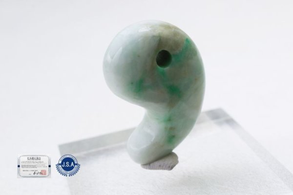 画像4: 【日本銘石】勾玉　糸魚川翡翠　グリーン　緑　12g　ヒスイ　ひすい　【一点物　希少】　品番：12238