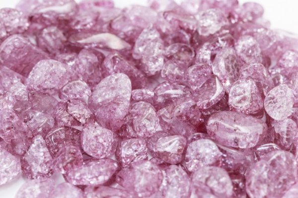 画像2: さざれ石　爆裂水晶　クラック水晶　紫　パープル　カラー　100g　パッケージ付き　浄化　開運　厄除け　品番： 12535