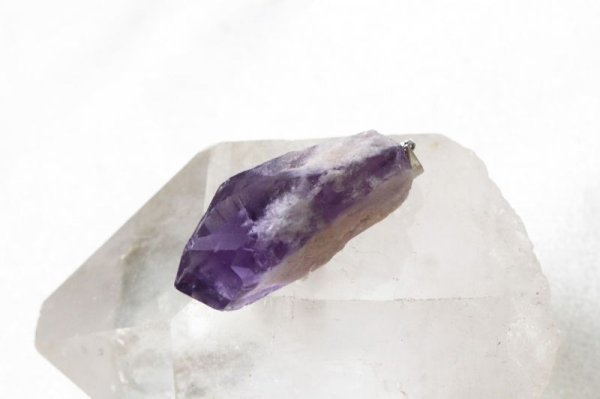 画像4: 【自社製アクセサリー10点以上でクーポン使用後30％OFF対象商品（クーポン番号：AC30）】ペンダントトップ　レーザーアメジスト　癒し　浄化　2月　誕生石　天然石　品番：13023