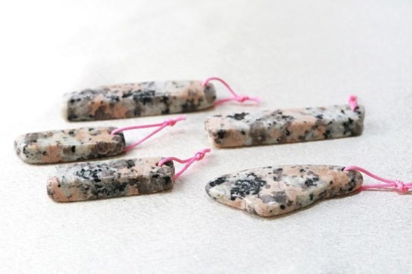 画像5: 【日本銘石】ペンダントトップ ピンクロイヤルマイカイト 〈岡山県〉 ピンク 可愛らしさ 若さ 新しい事へのチャレンジ 品番:13293