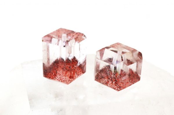 画像4: 天然石パーツ　ファイアークォーツ　赤　レッド　穴あり　レピドクロサイトインクォーツ　力強さ　前進　自信　決断力　品番： 13638