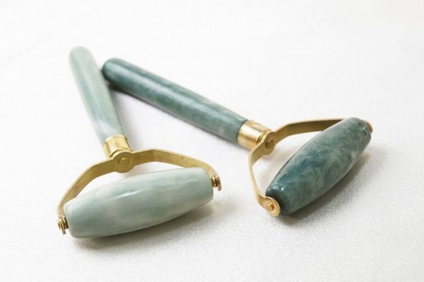 画像5: マッサージローラー　ネフライト　知恵と安らぎ　癒し　エネルギー　サポート　マッサージローラー　天然石ローラー　品番： 9222