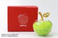 画像4: 置物　幸運のリンゴ　CZ　グリーン　緑　ミニサイズ　ジルコニアストーン　風水　開運　幸福　幸運　金運　運気上昇　幸運のアップル　彫り物　品番： 14037 (4)