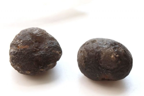 画像4: 原石　コロンビアナイト　強いエネルギー　火山性天然ガラス　AAランク　貫通穴　1個　コロンビア産　天然石　品番：14278