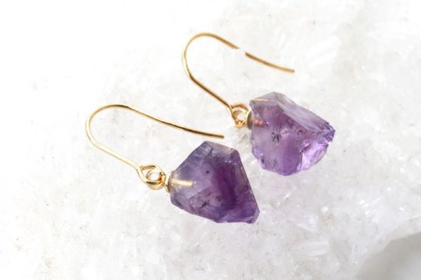 画像3: ピアス　ローズアメジスト　原石　ゴールド　GL　恋愛　癒し　安らぎ　想像力　理解力　ジュエリー　天然石　品番：14291