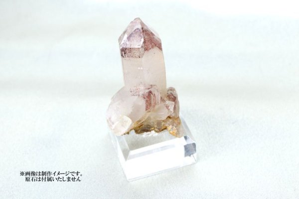 画像3: ディスプレイ　アクリル鉱物用台座　約3×3cm　1個　アクリル製　インテリア　スタンド　品番： 14432