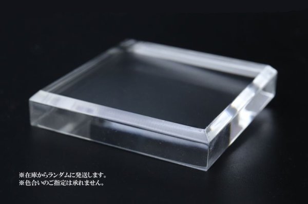 画像2: ディスプレイ　アクリル鉱物用台座　約5×5cm　1個　アクリル製　インテリア　スタンド　品番： 14433