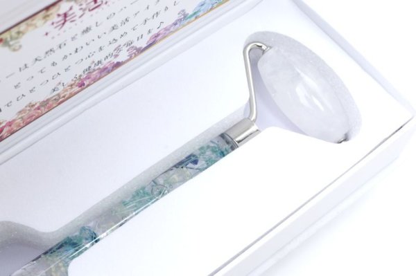 画像5: 美活ローラー　水晶　ハーバリウム　マッサージローラー　シルバー　SV　ギフトボックス付き　リンパマッサージ　小顔　プレゼント　品番： 14679