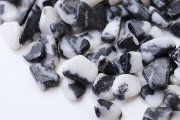 画像3: さざれ　ゼブラジャスパー　オリジナルパッケージ付　約100gパック　守護石　リフレッシュ　浄化　天然石　品番： 14841