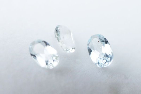 画像4: ルース　アクアマリン　約0.2ct　オーバルカット　ブラジル産　生命　幸福　富　3月　誕生石　天然石　品番： 14898