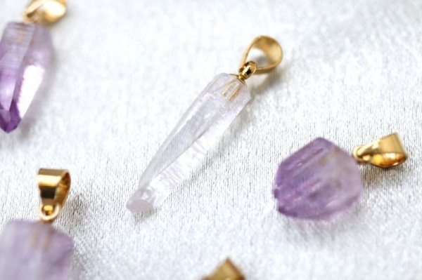 画像4: 【自社製アクセサリー10点以上でクーポン使用後30％OFF対象商品（クーポン番号：AC30）】ペンダントトップ　ベラクルス産アメジスト　ゴールド　GD　メキシコ産　癒し　浄化　パープル　天然石　※ポイント対象外　品番：14997