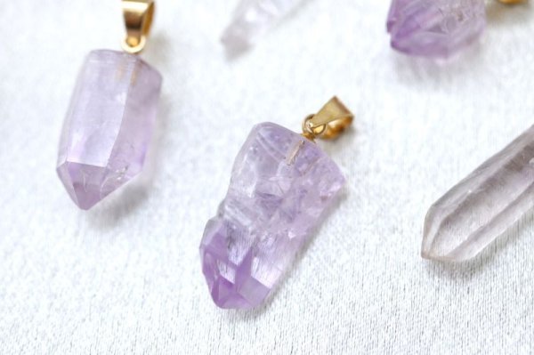 画像3: 【自社製アクセサリー10点以上でクーポン使用後30％OFF対象商品（クーポン番号：AC30）】ペンダントトップ　ベラクルス産アメジスト　ゴールド　GD　メキシコ産　癒し　浄化　パープル　天然石　※ポイント対象外　品番：14997