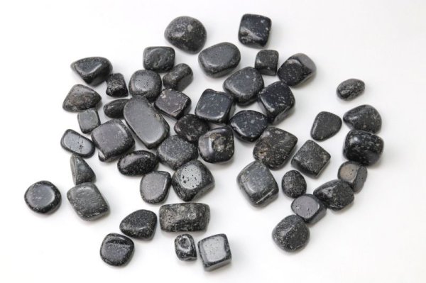 画像4: 【日本銘石】さざれ　富士溶岩　〈静岡県〉　水研磨　約100g　パッケージ付き　運気向上　エネルギー上昇　健康　古代のエネルギー　※ポイント対象外　品番： 4417