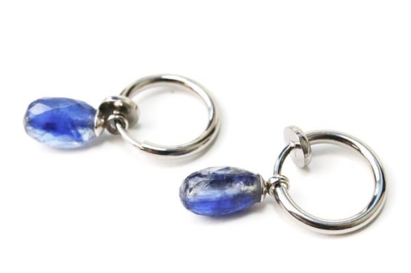 画像4: 【自社製アクセサリー10点以上でクーポン使用後30％OFF対象商品（クーポン番号：AC30）】イヤリング　カイヤナイト　フープ式　シルバー　SV　タンザニア産　日本製　直感力　ヒーリング　ジュエリー　天然石　品番： 15281
