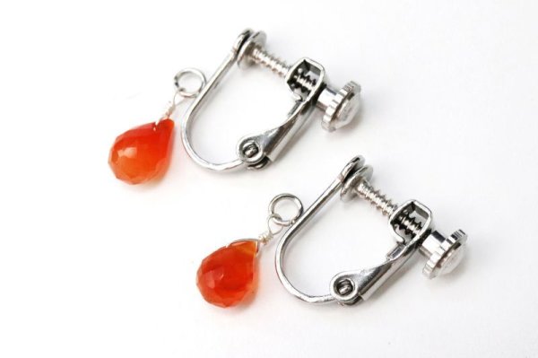 画像4: 【自社製アクセサリー10点以上でクーポン使用後30％OFF対象商品（クーポン番号：AC30）】イヤリング　カーネリアン　ドロップカット　ネジ巻式　シルバー　SV　インド産　日本製　癒し　守護　健康　ジュエリー　天然石　品番：7673