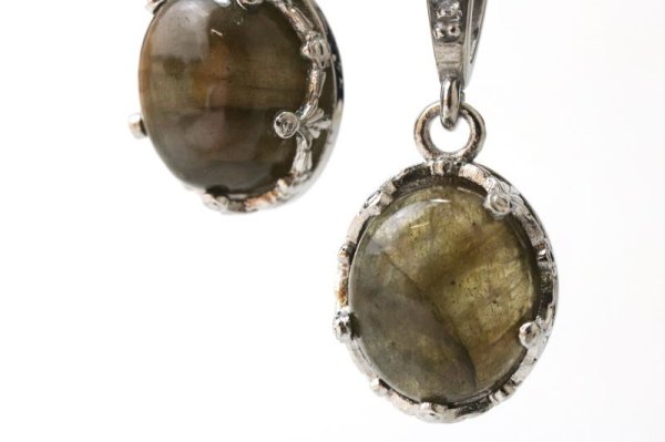 画像4: 【自社製アクセサリー10点以上でクーポン使用後30％OFF対象商品（クーポン番号：AC30）】ペンダントトップ　ピンクラブラドライト　オーバル　約14×11mm　ステンレス　マダガスカル産　日本製　自由　夢　ヒーリング　ジュエリー　天然石　品番：15361