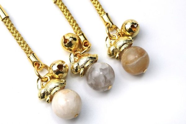 画像5: 【日本銘石】干支ストラップ　おのころ水晶　〈兵庫県〉　卯（うさぎ）　創生　創造の能力　浄化　直感力　縁起　十二支　お守り　品番：15476