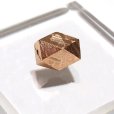画像1: バラ石　ギベオン＜ナミビア産＞　ピンクゴールド　カット　約8×12mm　穴あき　一粒売り　宇宙のパワー　隕石　パワーストーン　天然石　品番：16612 (1)