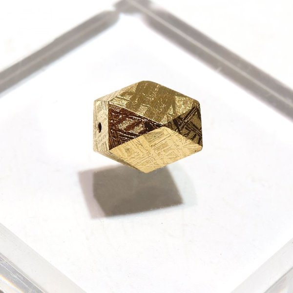 画像1: バラ石　ギベオン＜ナミビア産＞　ゴールド　カット　約8×12mm　穴あき　一粒売り　宇宙のパワー　隕石　パワーストーン　天然石　品番：16611
