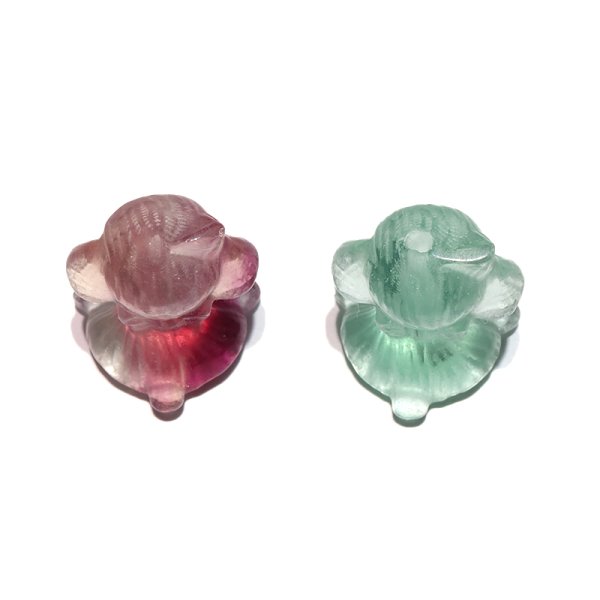 画像3: 置物　ミニ彫り物　フローライト　プードル　1個　忠義　邪気を払う　創造力　癒し　浄化　天然石　品番： 15465