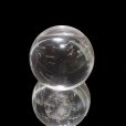 画像2: 丸玉　水晶　約31mm　ブラジル産　浄化　クォーツ　パワーストーン　天然石　品番：17556 (2)