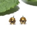 ピアス　シトリン　約4mm　突き刺し型　ステンレス　シルバー　日本製　幸運　金運　仕事運　パワーストーン　天然石　品番：17611