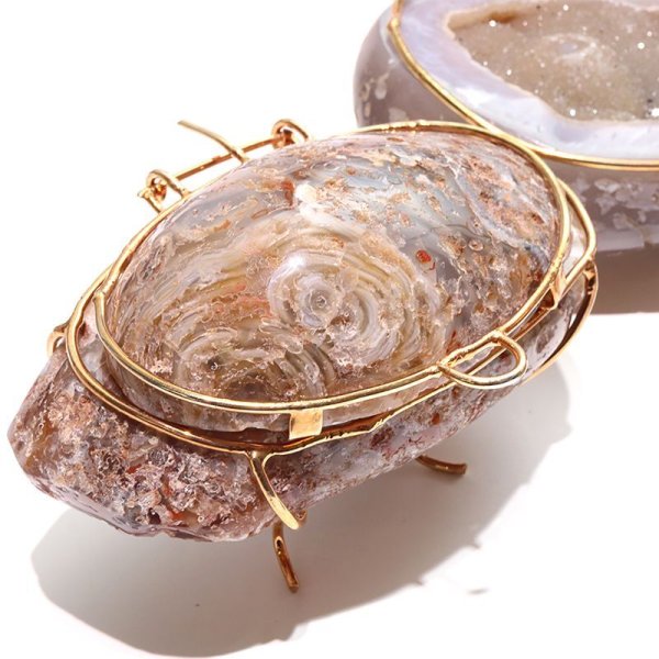 画像3: 置物　トレジャーメノウ　ブラジル産　平和　リラックス　お守り　瑪瑙　インテリア　パワーストーン　天然石　品番：17940