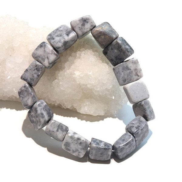 画像5: 【日本銘石】ブレス　秋吉石灰岩＜山口県＞　模様あり　ラフ中サイズ　約14mm　再生　美容　生長　パワーストーン　天然石　品番：18082