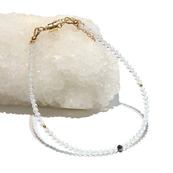 画像6: 【現品限り】ブレス　ホワイトトパーズ×ブラックダイヤモンド　カット約2〜3mm　マグネット式　K18ミラーボール入り　パワーストーン　天然石　品番：18440