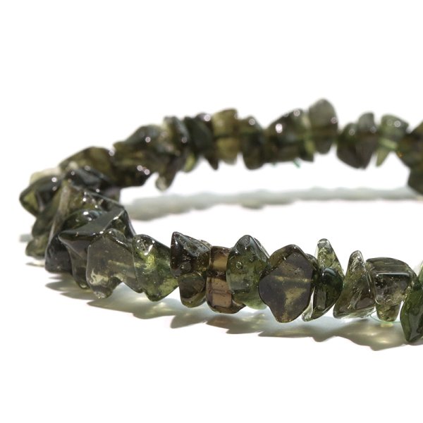 画像3: ブレス　モルダバイト＜チェコ産＞　さざれ　約5.0〜11.8ｍｍ　証明書付き　才能　能力　魔除け　厄除け　パワーストーン　天然石　品番：18533