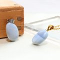 【自社製アクセサリー10点以上でクーポン使用後30％OFF対象商品（クーポン番号：AC30）】ペンダントトップ　ブルーオパール　ペルー産　ステンレス　ケース付き　日本製　　希望　幸運　愛　パワーストーン　天然石　※ポイント対象外　品番：18588
