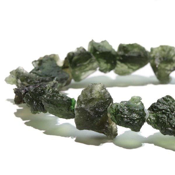 画像3: ブレス　モルダバイト＜チェコ産＞　原石　約6.2〜19.8ｍｍ　証明書付き　品番：18747