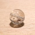 バラ石　水入り水晶　丸　約16ｍｍ　穴あり　品番：18880