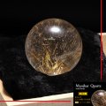 【一点物】丸玉　ルチル入りマニハール水晶　インド　マニハール地方産　約31mm　桐箱入り　ヒマラヤ水晶　品番：19092