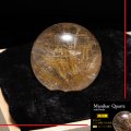 【一点物】丸玉　ルチル入りマニハール水晶　インド　マニハール地方産　約31mm　桐箱入り　ヒマラヤ水晶　品番：19093