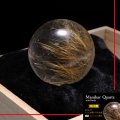 【一点物】丸玉　ルチル入りマニハール水晶　インド　マニハール地方産　約34mm　桐箱入り　ヒマラヤ水晶　品番：19089