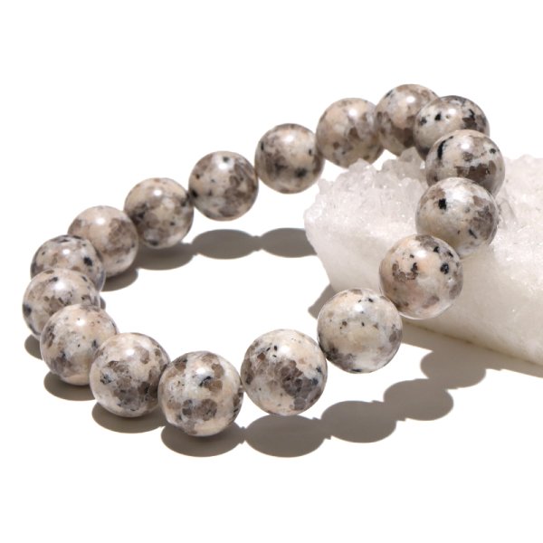 画像4: 【日本銘石】ブレス　タコ石(犬島石）＜岡山県産＞　白　研磨有　丸　約10mm　品番：18985