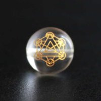 【オリジナル商品】カービング　神聖幾何学模様　メタトロンキューブ　水晶(金彫り)　12mm　　品番： 9707