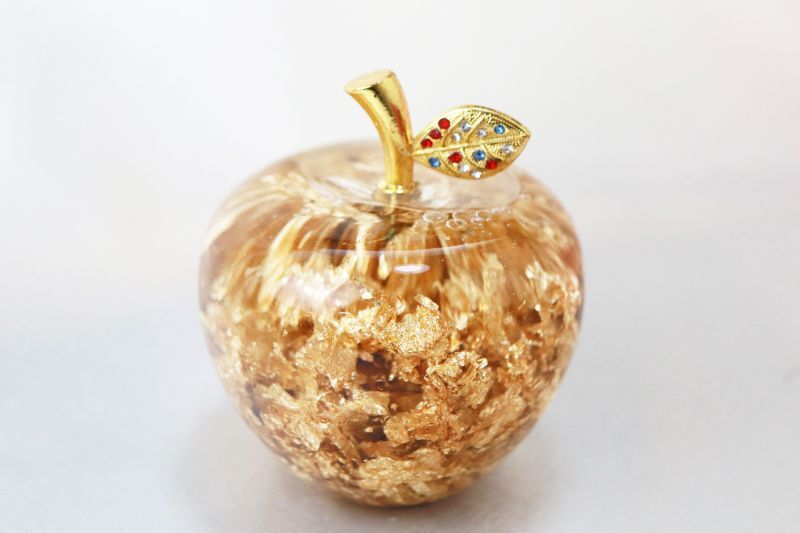 置物 黄金のリンゴ 金箔 風水 開運 幸福 幸運 金運 運気上昇 幸運のアップル 彫り物 品番 風水 縁起物 ストーンクラブ