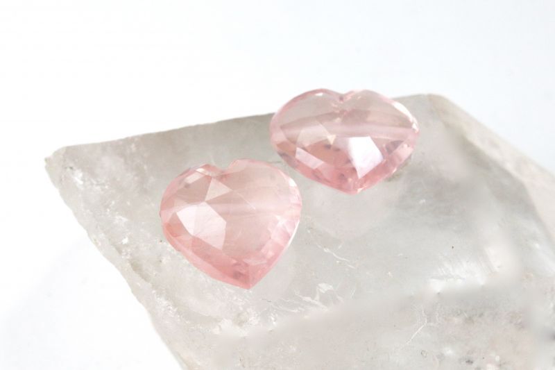 一粒売り ローズクォーツ ハート型 穴あり 約9.7ctから12.9ct 