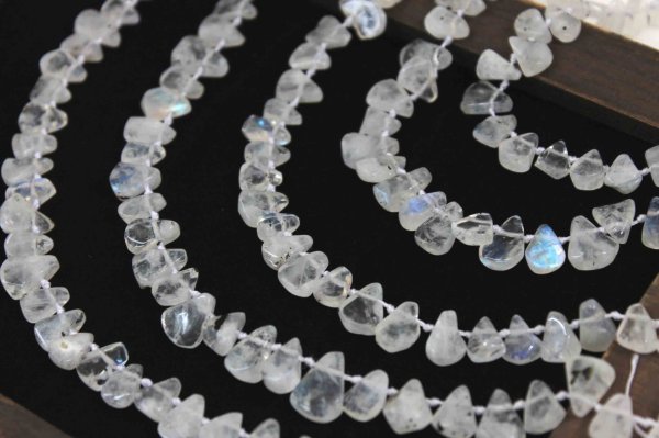 画像4: 連　スリランカ産ムーンストーン　雫型　　　品番： 6078 (4)