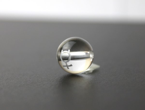 画像2: 【オリジナル商品】カービング 占星術 水星 水晶(銀彫り) 12mm  品番: 7086 (2)
