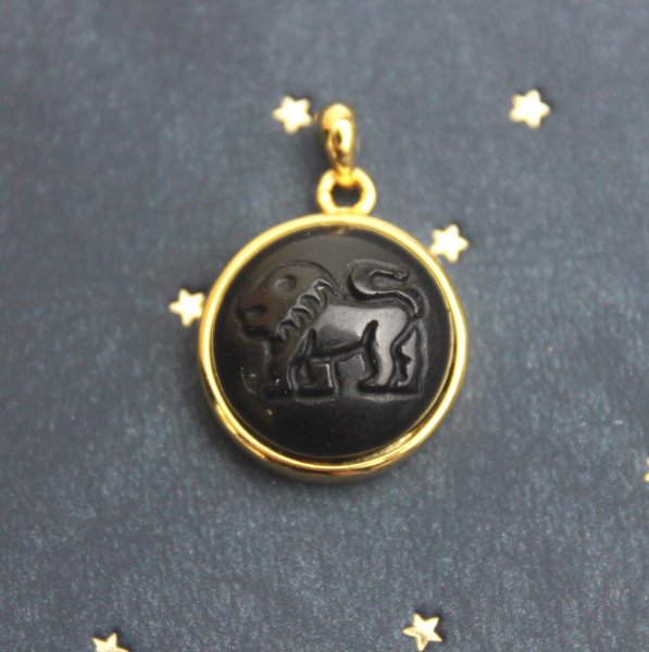 画像1: オブシディアン使用★星座のペンダントトップ しし座(GL枠)  品番: 6002 (1)
