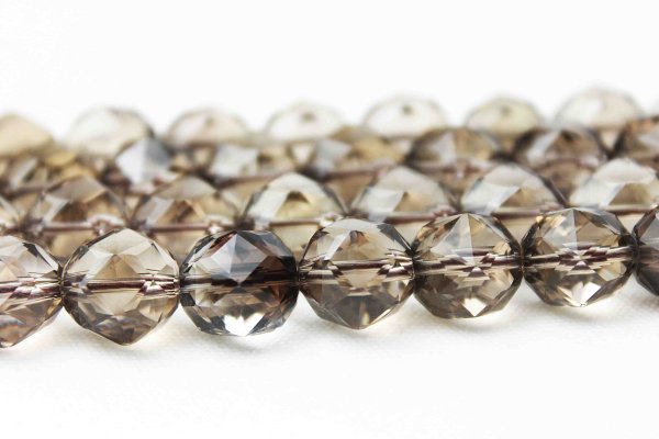 画像2: 【売切50%OFF(表示価格が割引後の金額)】連 スモーキークォーツ スターカット 12mm    ※割引クーポン・ポイント付与対象外 品番: 5943 (2)