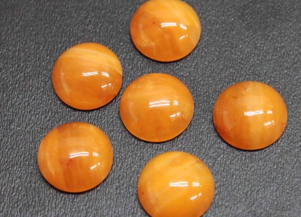 画像4: 【日本銘石】ルース 北海道産蛍光オレンジオパール カボション 約1cm 品番: 10865 (4)