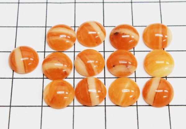 画像5: 【日本銘石】ルース 北海道産蛍光オレンジオパール ラインあり カボション 約1cm 品番: 10864 (5)