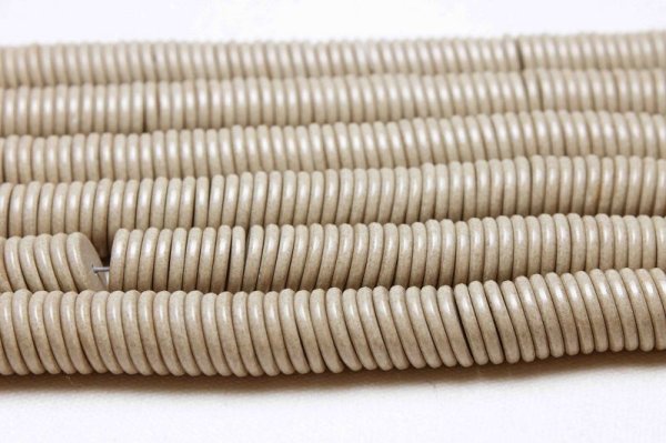 画像2: 【売切50%OFF（表示価格が割引後の金額）】連　アゲート　ソロバン　ボタン　1×10mm　ベージュブラウン　　※割引クーポン・ポイント付与対象外　品番： 11154 (2)